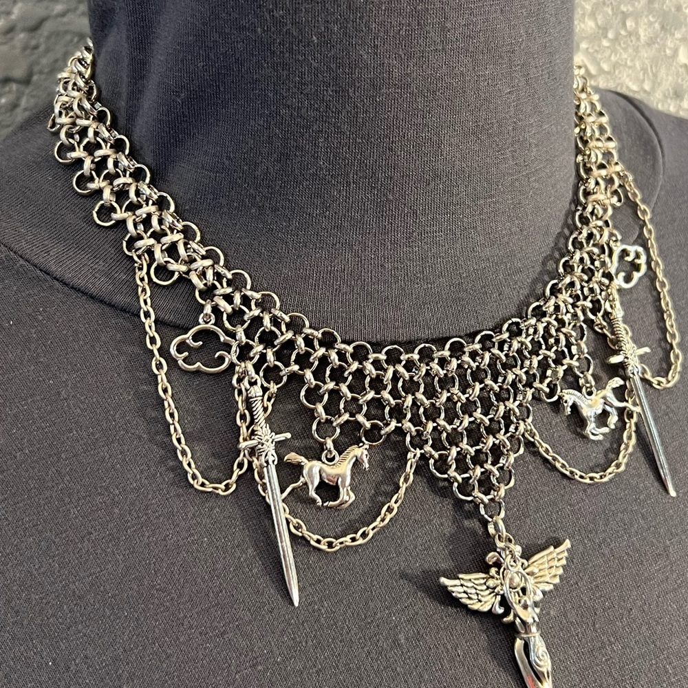 “Ride of the Valkyries #5" Handmade Gothic Warrior Silver Chainmail Bib Necklace - Picture 3 of 16